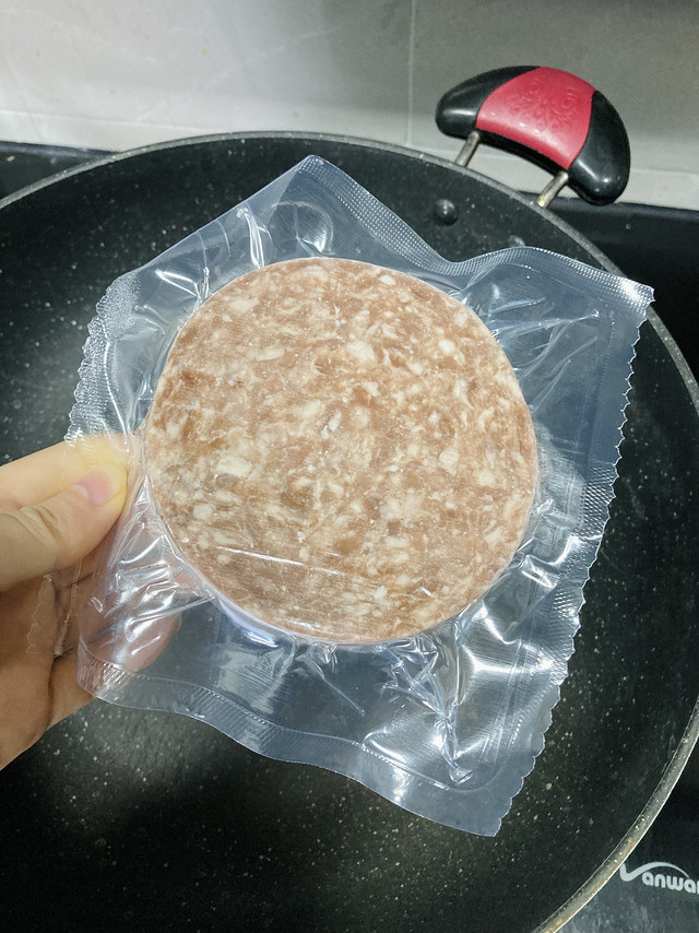 原汁原味无淀粉的牛肉饼，一片不到六块钱！