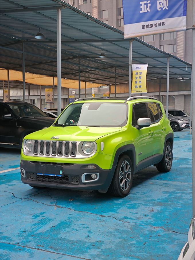 吉普紧凑型SUV