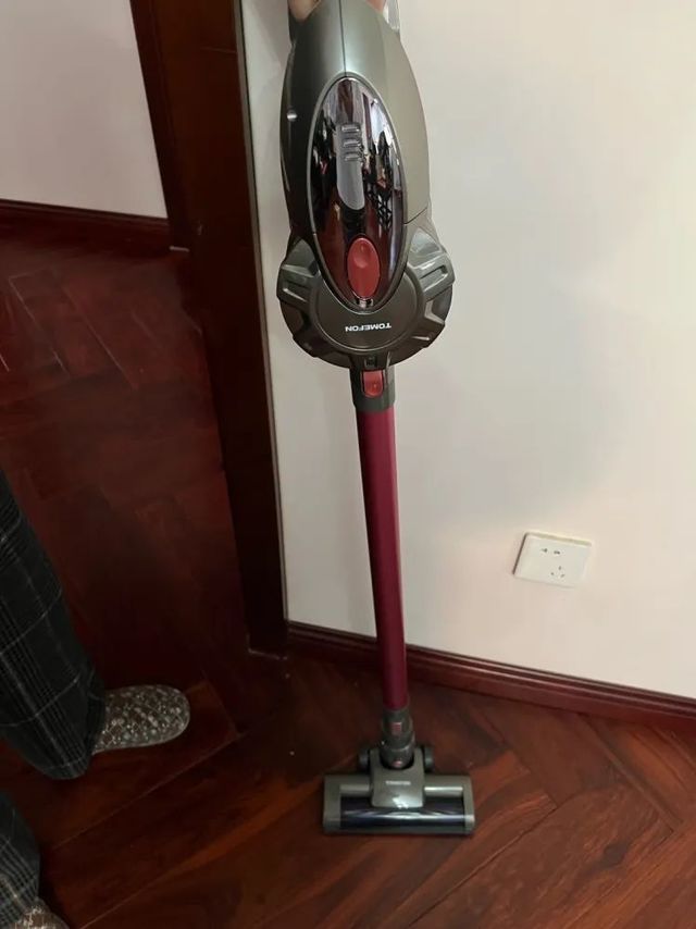 斐纳（TOMEFON）吸尘器