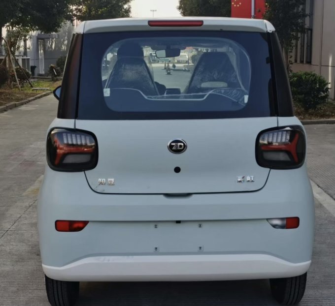 五菱宏光miniev再添对手知豆彩虹将于4月上市