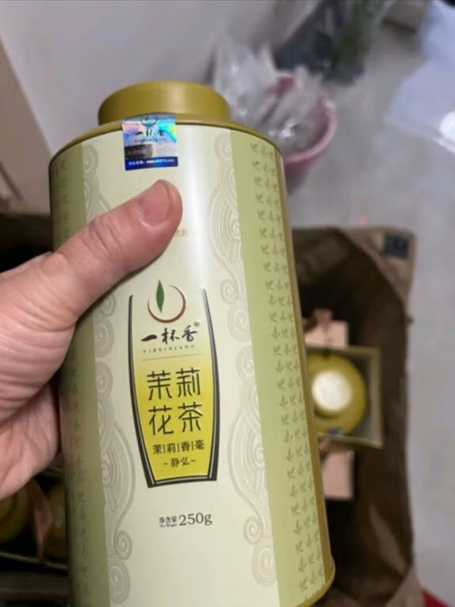 一杯香茶叶茉莉花茶