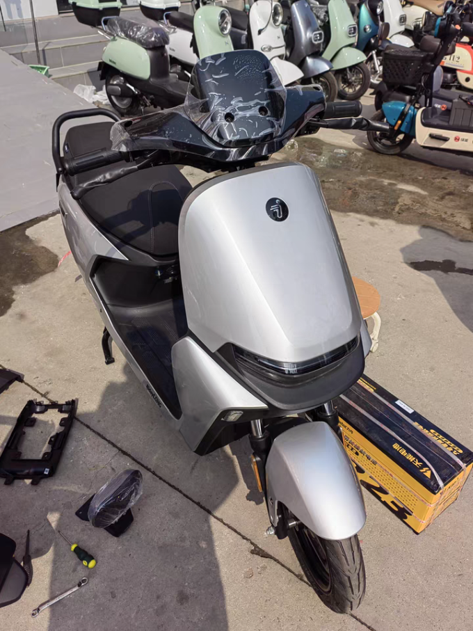 九号电动m85c电动摩托车成人通勤代步外卖智能长续航电摩门店自提