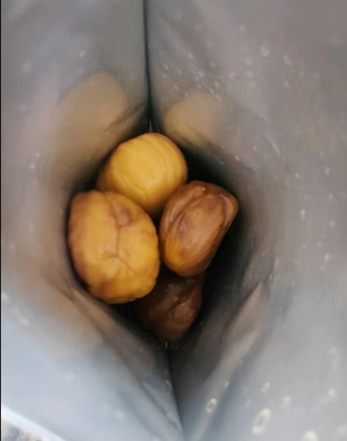 百草味坚果炒货