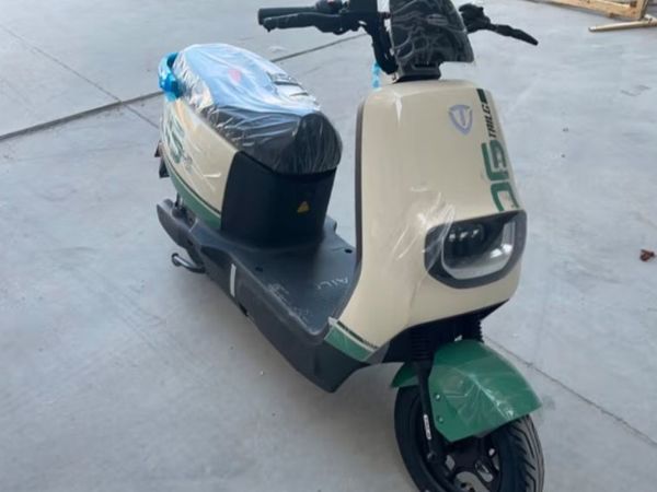 台铃电动车，出行新选择！