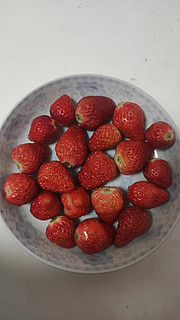 京生鲜的草莓真甜