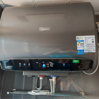 热水器选购 篇九：好的储水式电热水器怎么选？留意镁棒免换、扁桶双胆，选购分析