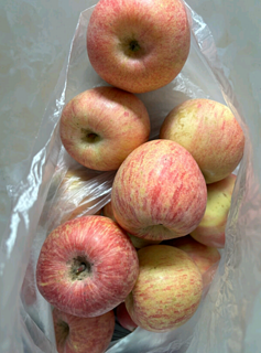 京鲜生 烟台红富士苹果5kg 一级中果 单果160g以上 水果礼盒