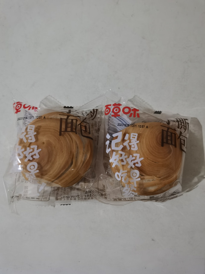 百草味面包