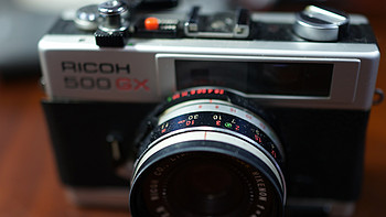 中年回溯人生第一台胶卷相机-理光500GX旁轴