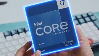 i7 13700KF大战 R7 7800X 3D 生产力和游戏谁更强？