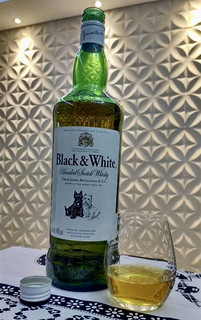 Whisky Life：黑白狗（Black White）调配威士忌