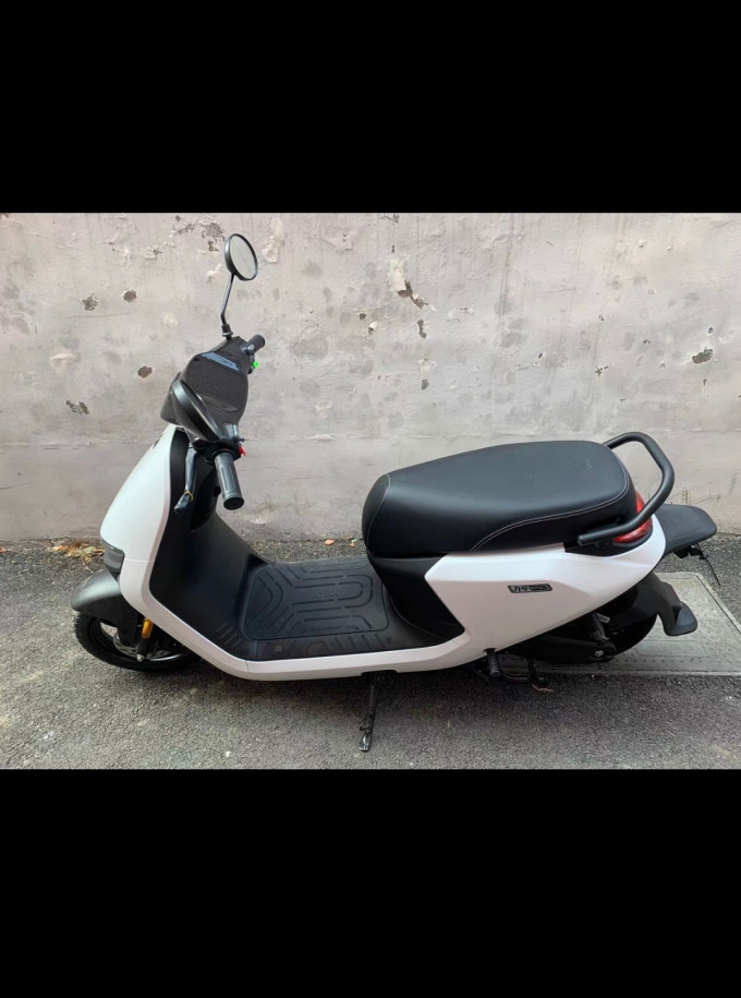 九号电动车整车