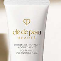 畅享深层清洁力量：肌肤之钥(Cle de Peau)CPB洁面膏的美丽之旅!
