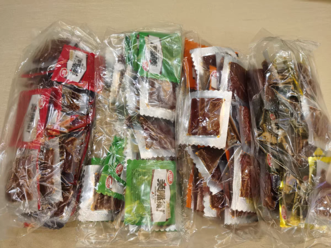 卫龙方便食品