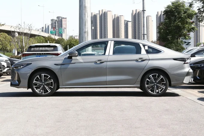 奇瑞轿车怎么样 紧凑型轿车新选择?奇瑞艾瑞泽8荣耀版登场!