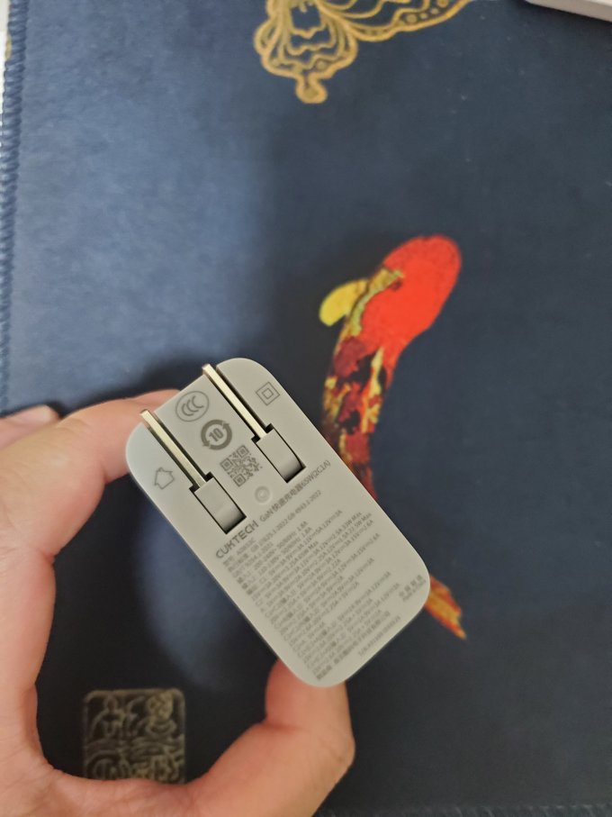 酷态科移动电源