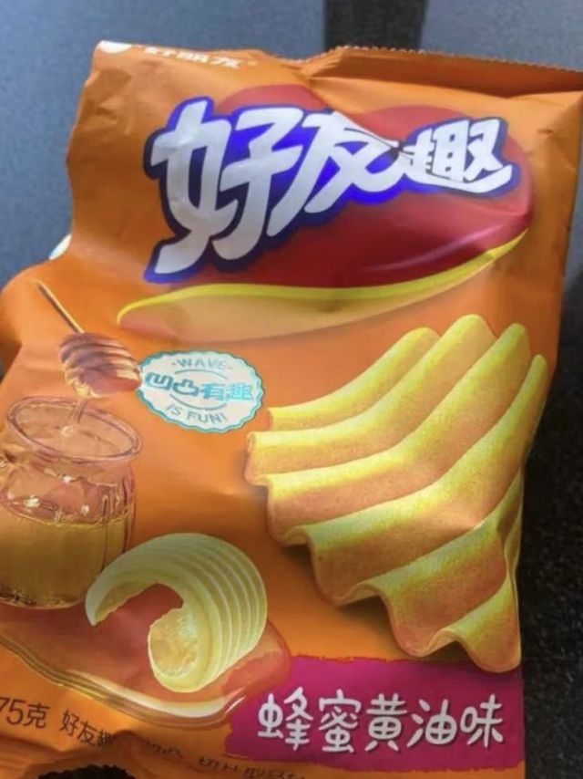 好丽友（orion）休闲零食 薯片 好友趣大凹凸蜂蜜黄油味125g/袋