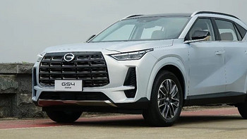 10万的家用SUV ，4.7米大5座，177马力，8个气囊，值不值？