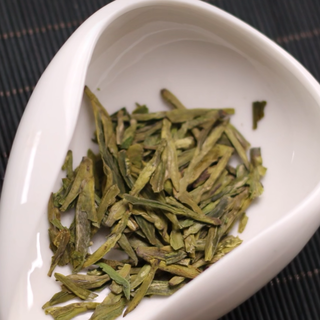 绿茶皇帝龙井，你真了解吗？一文掌握，防止踩雷