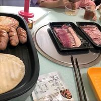 1 和牛M9原切牛肉片新鲜雪花谷饲肥牛卷牛肉卷涮火锅烧烤肉食材套餐
