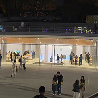 打卡号称Apple规模亚洲第一＆世界第二的上海静安店