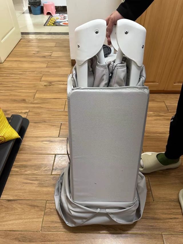 valdera瓦德拉婴儿床拼接大床新生儿多功能便携移动可折叠宝宝床