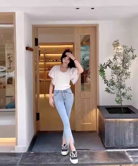 春秋九分微喇裤女重工牛仔裤流苏高腰修身显瘦2024喇叭裤夏季新款