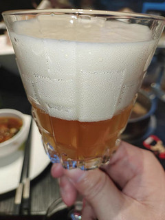 海底捞德式小麦精酿啤酒：邂逅清爽果香的啤酒之旅