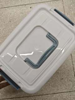 告别杂乱，收纳箱的魔力！