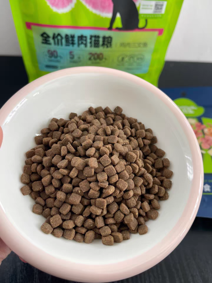 比乐猫咪干粮