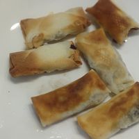 春季当然要吃春卷，可炸可烤，香酥脆口