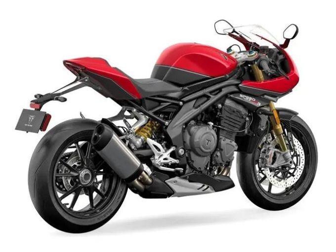 英轮凯旋召回376辆摩托震惊业界