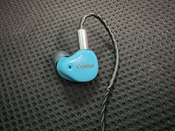 忘记素质、单走一个润字。Oriolus圈铁女毒水黄鹂