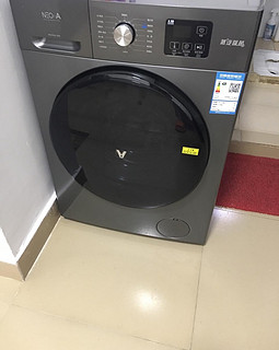 云米洗烘一体机Neo1C 10KG是一款非常实用的家庭电器。