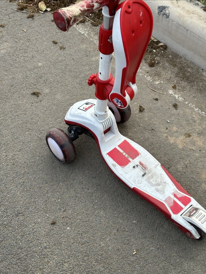 迪卡侬滑板车小朋友的好伙伴