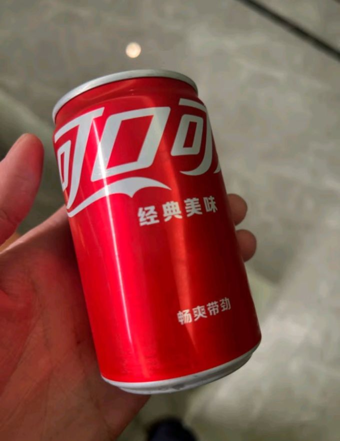 可口可乐零度可乐无糖零卡碳酸饮料mini汽水200ml24罐新老包装随机