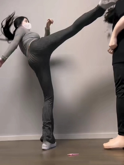 喜欢的哥哥看过来