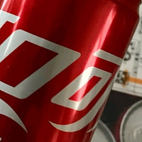 春日畅爽快乐水之可口可乐（Coca-Cola）碳酸汽水摩登罐饮料330ml*24罐