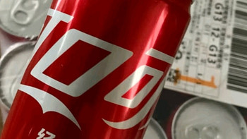 春日畅爽快乐水之可口可乐（Coca-Cola）碳酸汽水摩登罐饮料330ml*24罐