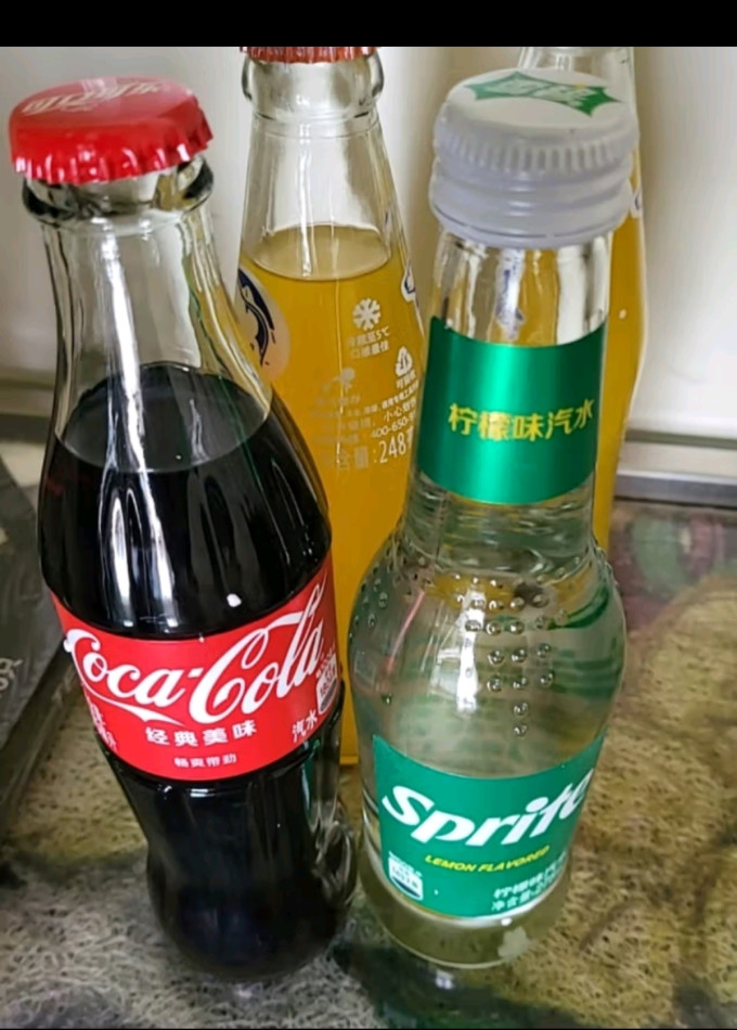 碳酸饮料