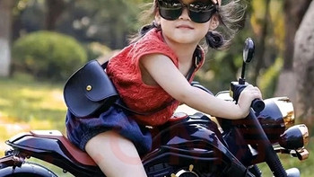 萌娃过春天！儿童电动车摩托车