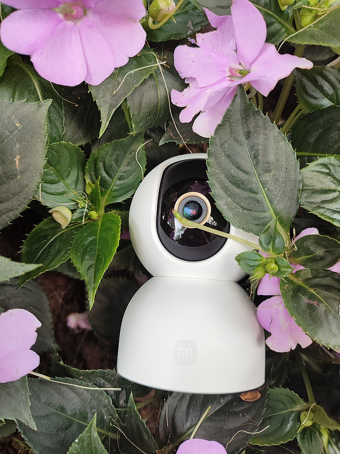 小米智能摄像机3云台版ai人形侦测和手机查看就等于家里守护者