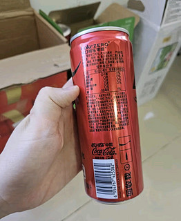 可口可乐（Coca-Cola）零度可乐 无糖汽水 碳酸饮料 330ml*20罐 整箱装