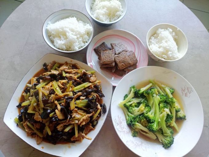 食分碗美大米