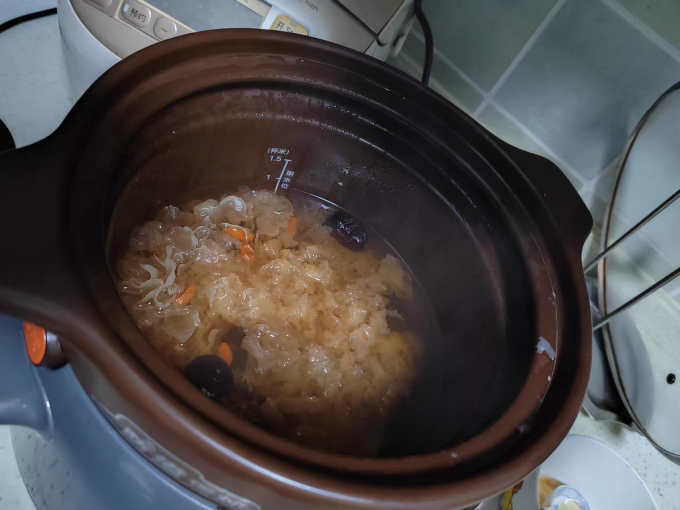 苏泊尔电炖锅