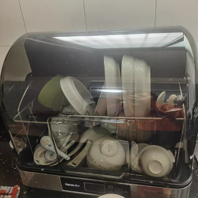 韩加消毒柜