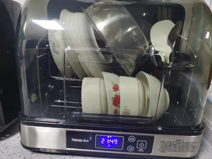 韩加消毒柜