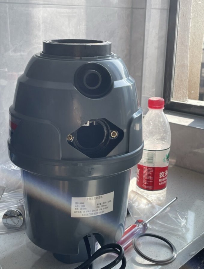 贝克巴斯垃圾处理器