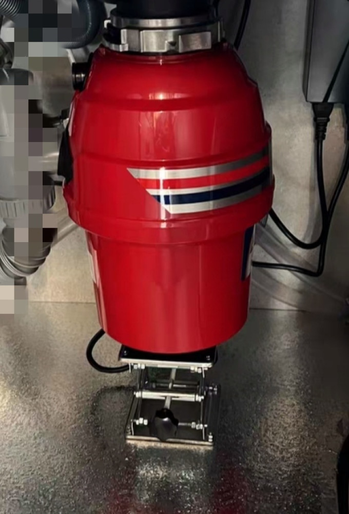 贝克巴斯垃圾处理器