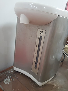 5升大容量，这个煮水壶很赞的！